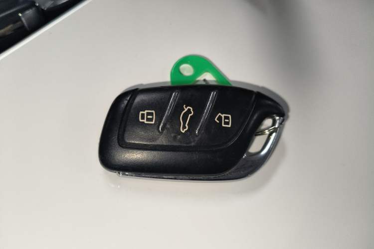 Used Roewe RX3 2020 1.6L CVT 4G Connected Ultra-Fun Elite Edition