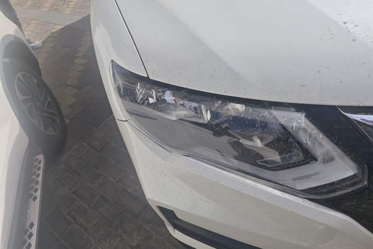 Used Nissan X-Trail 2019 2.0L CVT Smart Connect Comfort Edition 2WD
