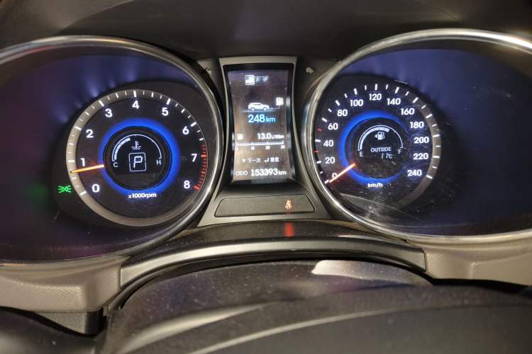 Used Hyundai Santa Fe Classic 2013 Facelift 3.0L 4x4 Comfort Edition Euro IV Instrument Cluster