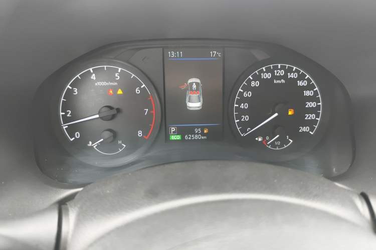 Used Nissan Teana 2021 2.0L XL Comfort Edition Odometer Close Up