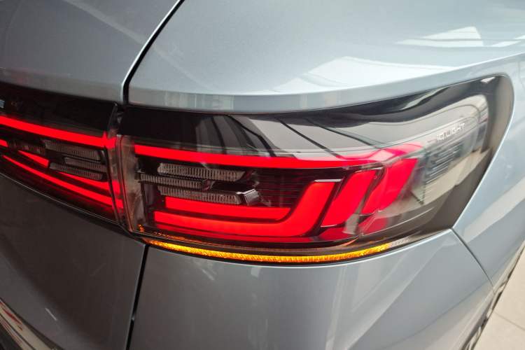 Used Volkswagen ID.4 X 2023 Ultra-Intelligent Long-Range Version
