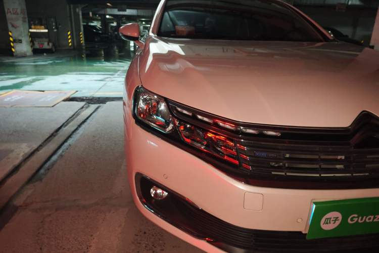 Used Citroen C6 2017 Revised 350THP Luxury Version Right Front Headlight