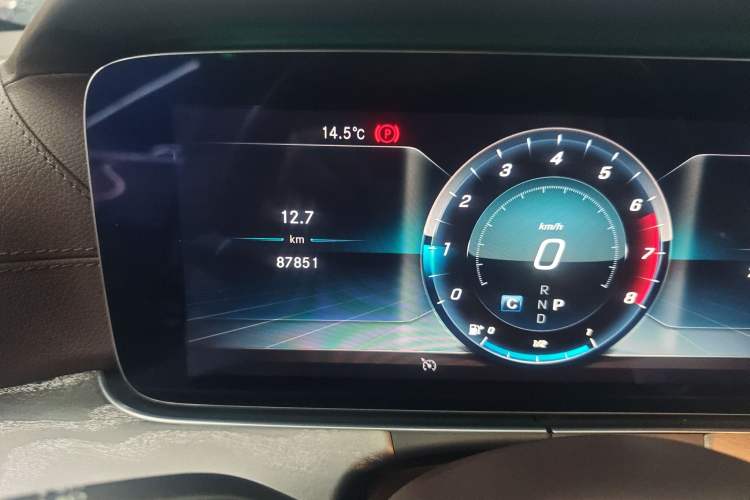 Used Mercedes-Benz CLS 2020 CLS 300 Sport Edition Odometer Close Up