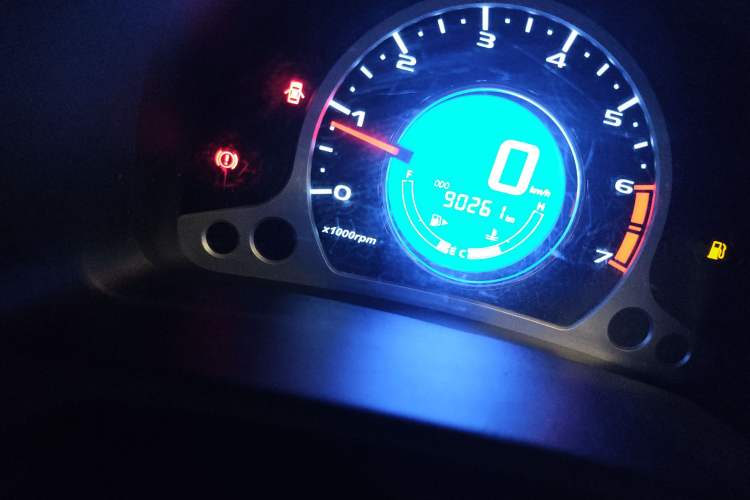 Used CHANGAN Benni 2015 1.4L Manual Luxury Model China V Standard
