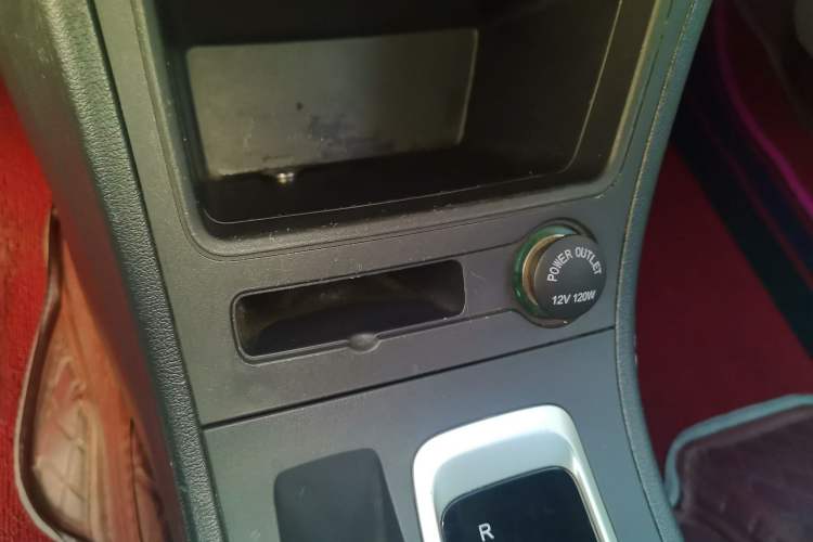 Used Dongfeng Aeolus E70 2018 Super-Enjoyment Edition