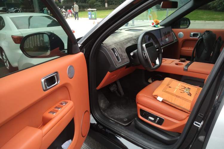 Used Li Auto L8 2024 Pro Model