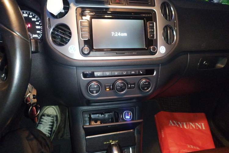 Used Volkswagen Tiguan 2013 1.8 TSI Automatic All-Wheel Drive Luxury Model
