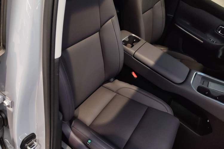 Used Leapmotor C16 2026 Extended-Range 280 LiDAR Version 6 Seats