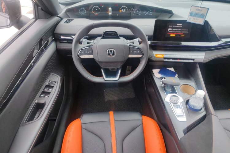 Used CHANGAN UNI-V 2024 1.5T Prestige Sport Edition
