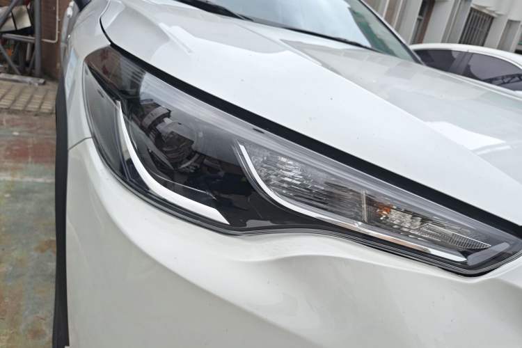 Used Toyota FRONTLANDER 2023 2.0L Smart Electric Hybrid Dual-Engine Leading Edition Right Front Headlight