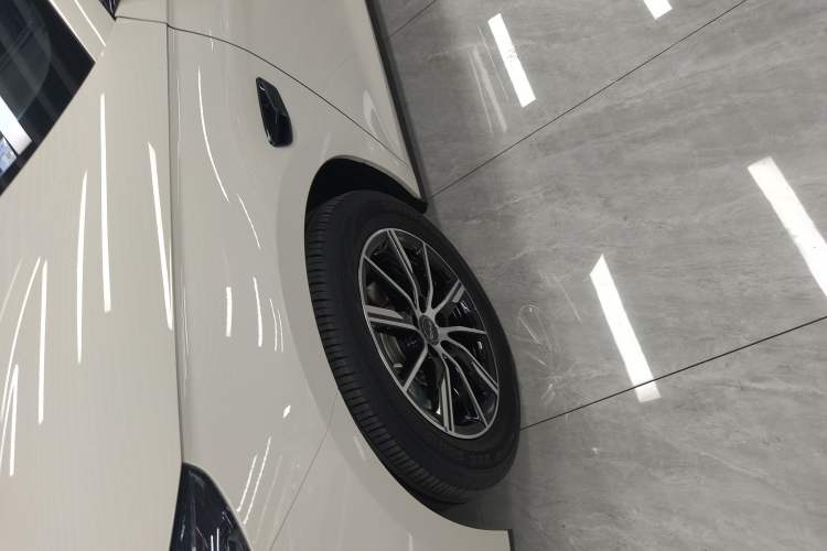 Used BYD Seal 06 DM-i Touring 2025 DM-i 80KM Prestigious Edition Left Front Wheel Hub