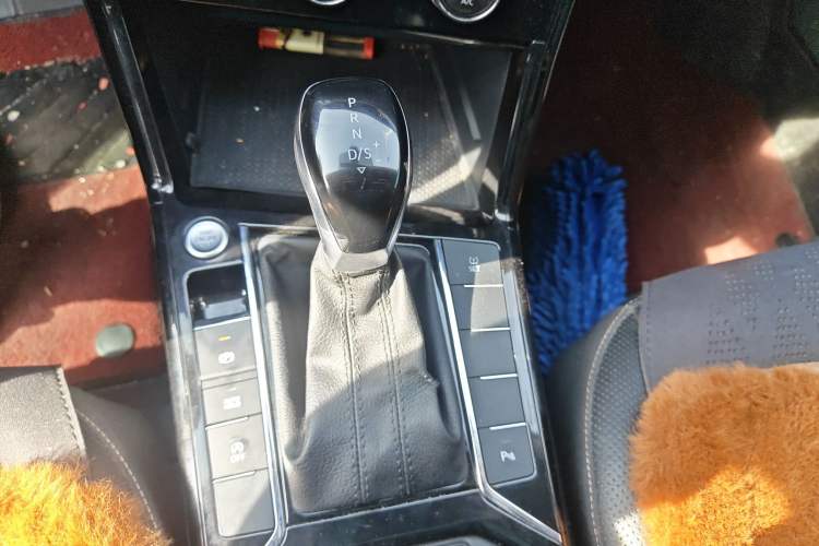 Used Volkswagen Passat 2019 380TSI Luxury Edition China VI Standard
