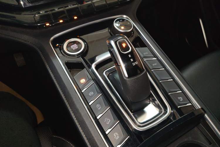 Used JMC Yusheng S350 2020 2.0T Automatic All-Wheel Drive Gasoline Comfort Edition
