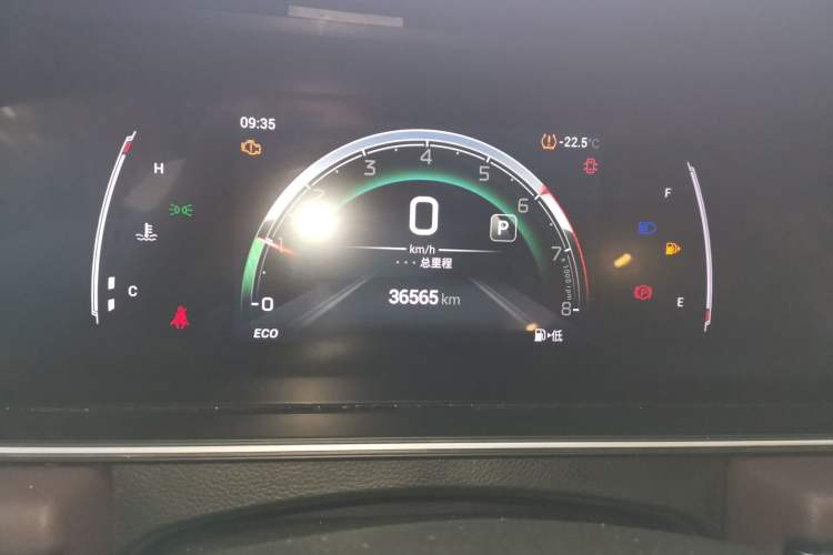 Used GAC Trumpchi M6 2023 PRO 270T DCT Luxury Edition
