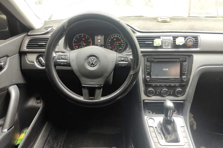 Used Volkswagen Passat 2015 1.8TSI DSG Prestige Edition
