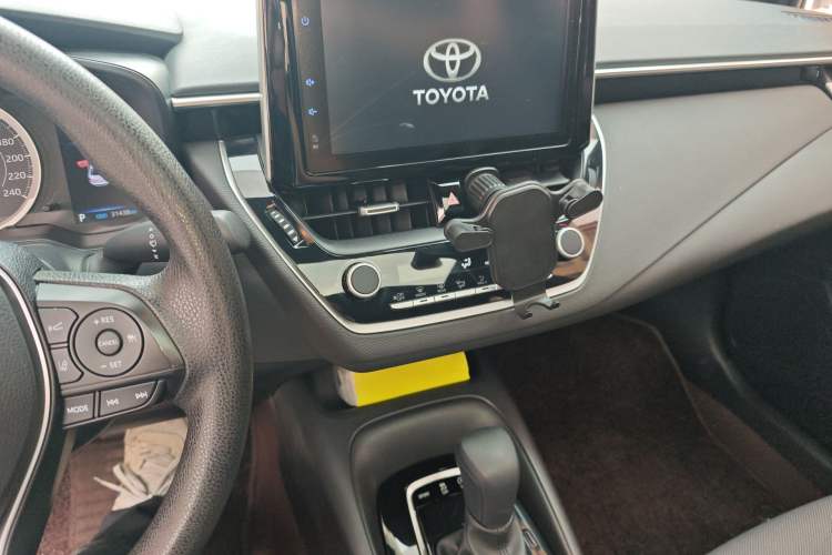 Used Toyota Levin 2022 185T CVT Luxury Edition Audio And AC Panel