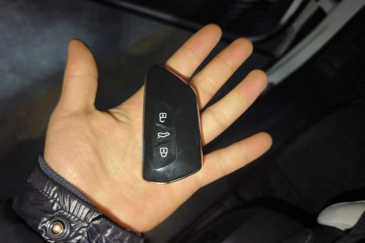 Used Volkswagen ID.4 CROZZ 2022 Long-Range PURE+ Edition