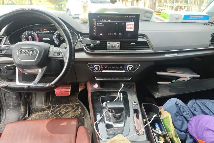 Used Audi Q5L 2021 40 TFSI Enjoy Life Edition Audio And AC Panel