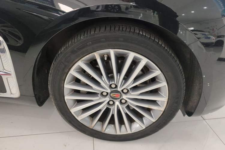 Used Hongqi H9 2020 Revised Version 2.0T Smart Connect Flagship Edition Right Rear Wheel Hub