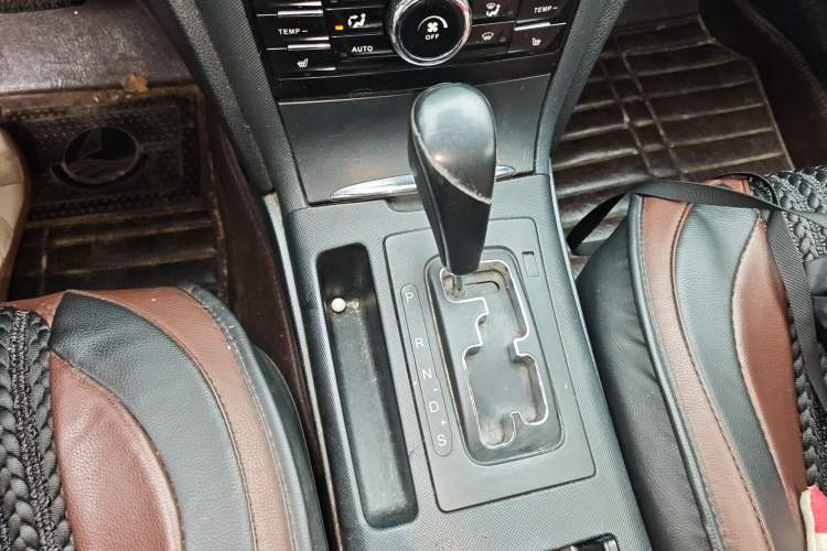 Used Bestune B70 2014 2.0L automatic comfort version