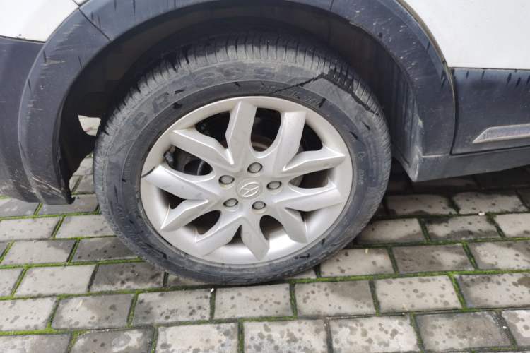 Used JAC Group Refine S3 2014 1.5L Manual Luxury Smart Model Right Rear Wheel Hub