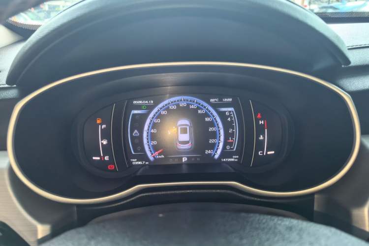 Used Geely Auto Emgrand X7 Sport 2016 1.8TD Automatic ZhiZun Version Instrument Cluster