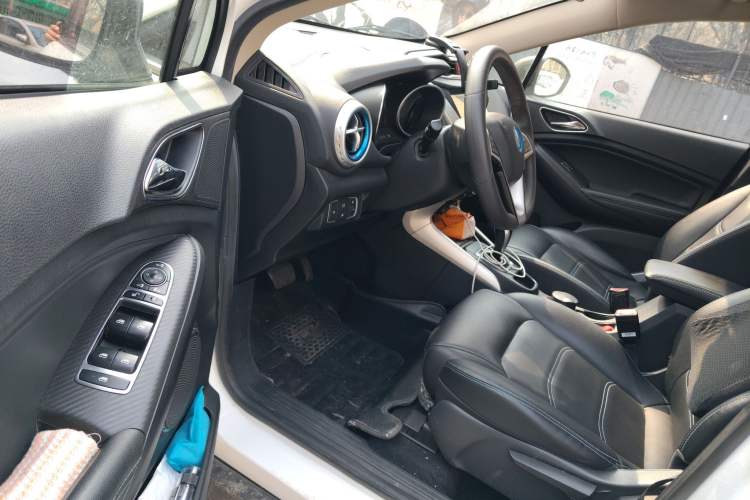 Used BYD Yuan New Energy 2019 EV360 Smart Connect Leading Model