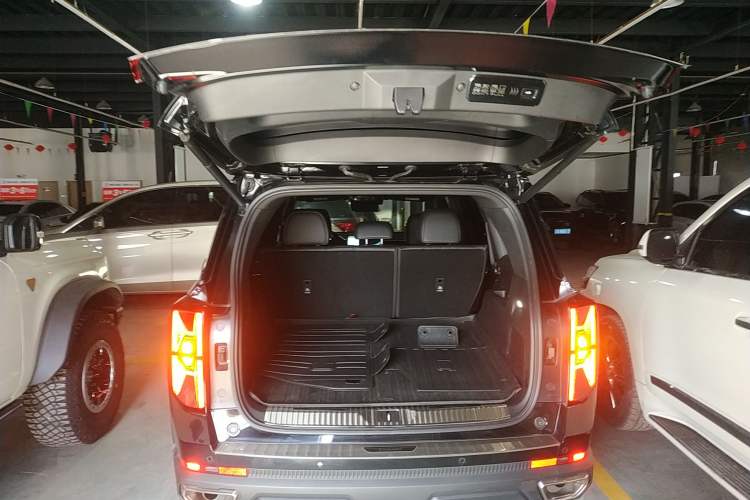 Used GAC Trumpchi GS8 2025 Linghang Series 2.0 TGDI Four-Wheel-Drive Luxury Edition 5 Seats