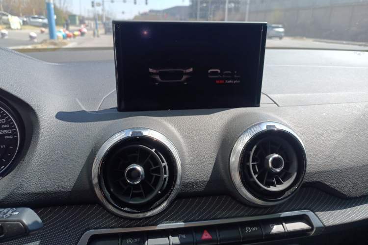 Used Audi Q2L 2024 35TFSI Fashionable and Dynamic Edition