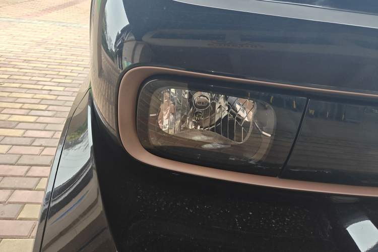 Used Baojun KiWi EV 2022 Designer Lite Edition Ternary Lithium Right Front Headlight