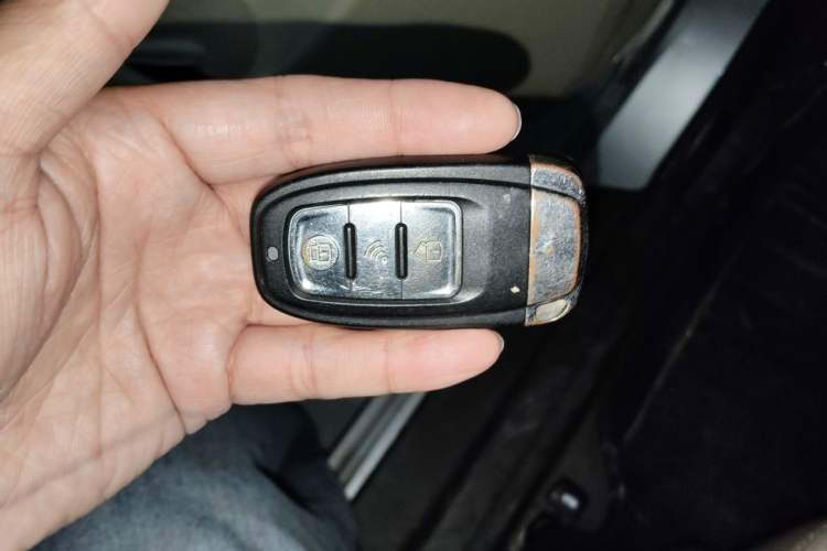 Used Hyundai Celesta 2011 1.6L Automatic Luxury Version
