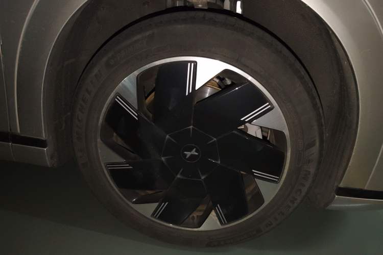 Used XPeng X9 2024 702 Ultra-Long Range Max