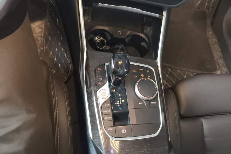 Used BMW 3 Series 2020 325Li M Sport Package Gear Lever