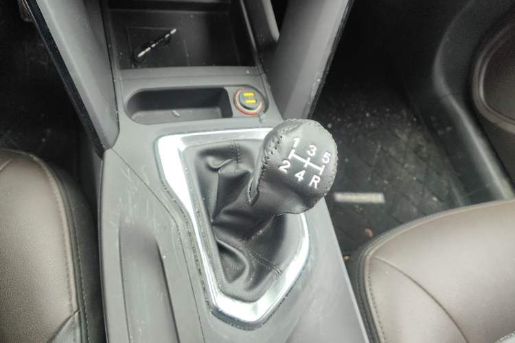 Used GAC Trumpchi GS4 2016 235T Manual Luxury Edition
