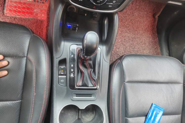 Used CHANGAN CS75 2014 1.8T Automatic Elite Version China V Standard