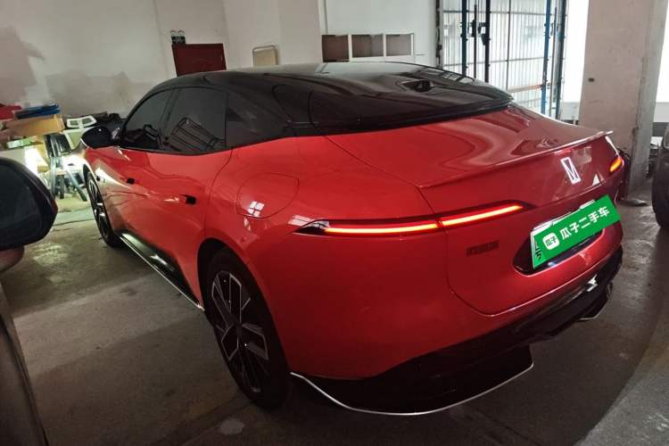 Used Avatr 06 2025 Pro Range-Extended Edition Rear Left 45 Deg