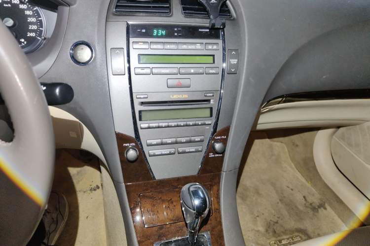 Used Lexus ES 2010 240 Elegant Edition