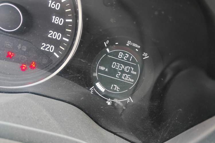 Used Honda Vezel 2017 1.8L CVT Front-Wheel Drive Pioneer Edition
