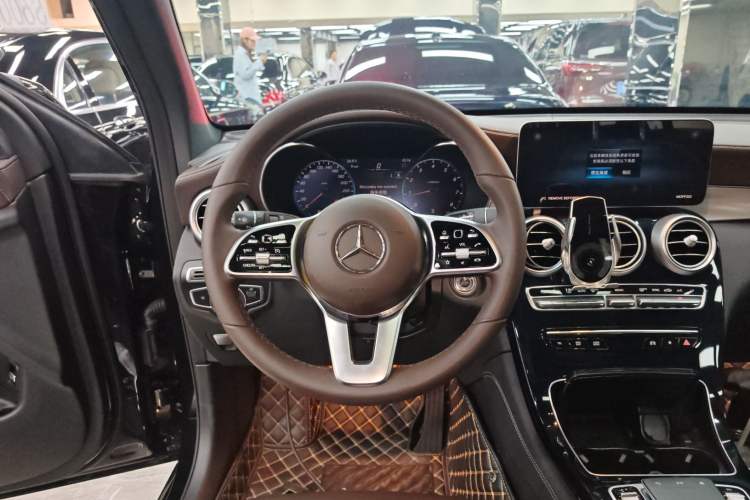 Used Mercedes-Benz GLC 2022 Refreshed GLC 260 L 4MATIC Dynamic Edition