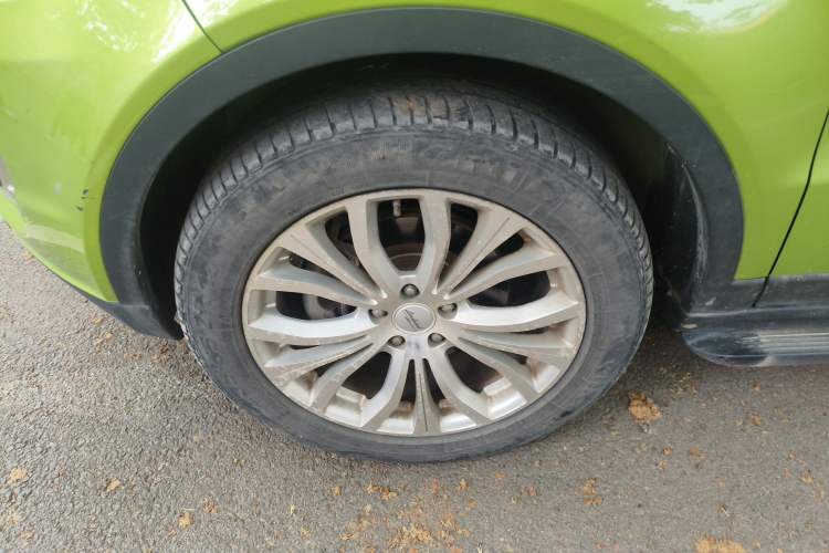 Used Land X7 2016 2.0T Panoramic Prestige Edition Left Front Wheel Hub