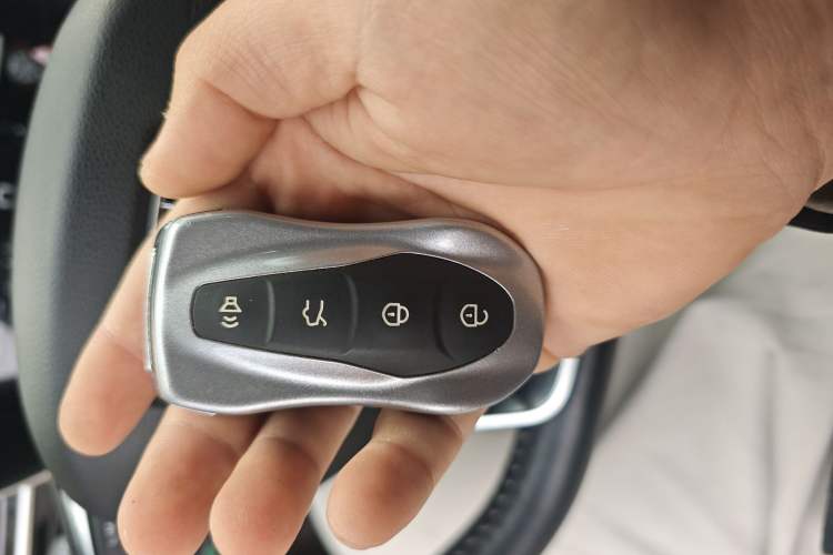 Used Geely Auto Emgrand X7 Sport 2020 1.8TD DCT ZhiZun PRO Vehicle Key