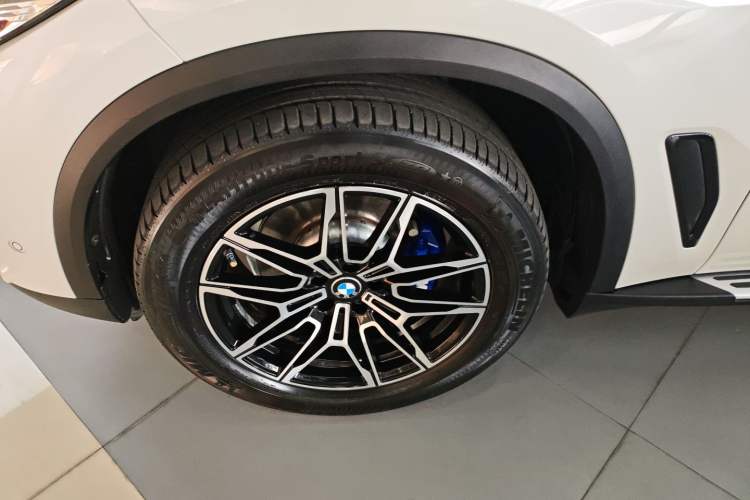 Used BMW X5 2019 xDrive40i Base Model Middle East
