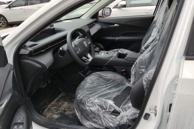 Used CHANGAN OSHAN 520 2025 Standard Edition Left Front Seat