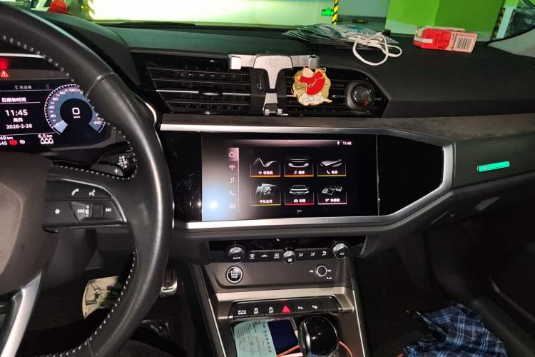 Used Audi Q3 2021 40 TFSI Fashion Dynamic Model