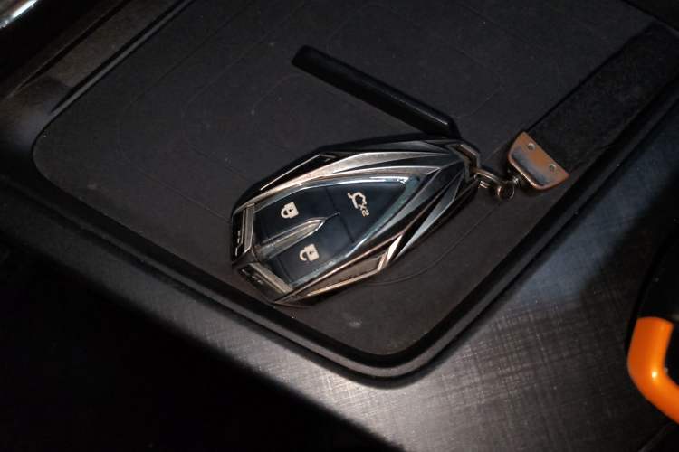 Used CHANGAN UNI-T 2022 1.5T Sport Edition Premium Version Vehicle Key