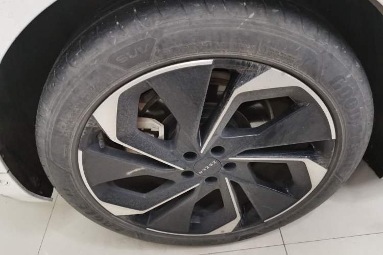 Used Zeekr 001 2023 WE Edition 100 kWh Right Rear Wheel Hub