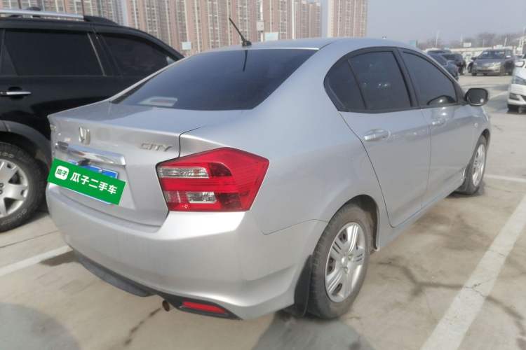 Used Honda City Classic 2012 1.5L manual Comfort version