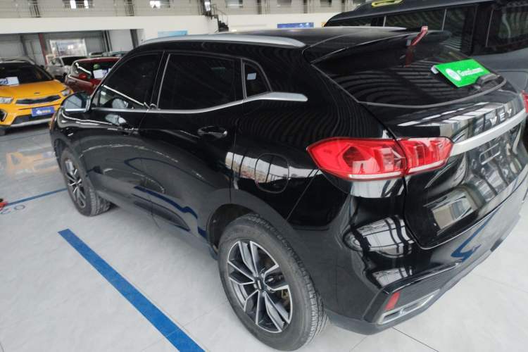 Used Wey VV5 2021 1.5T Two-Wheel Drive Smart Pioneer
