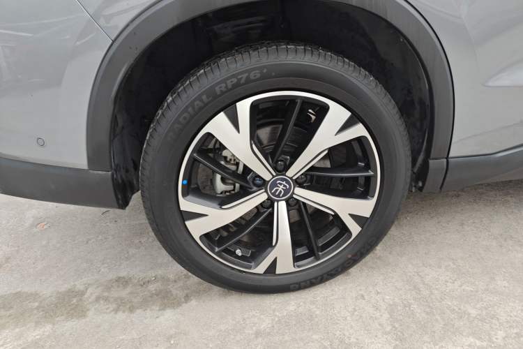 Used BYD Song Pro New Energy 2025 Second-Generation Intelligent Driving Version DM-i 115KM Excellence Edition Exterior 5