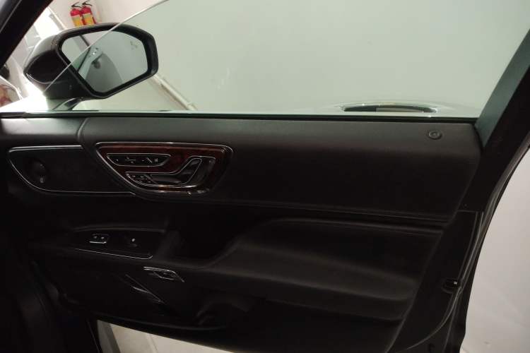 Used Lincoln Continental 2017 3.0T Four-Wheel Drive Prestige Edition